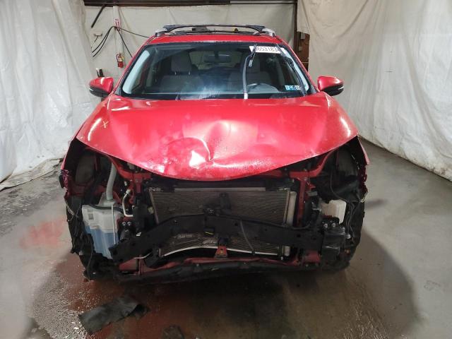 Photo 5 from auction – 2015 TOYOTA RAV4 XLE with VIN JTMRFREV5FJ025025