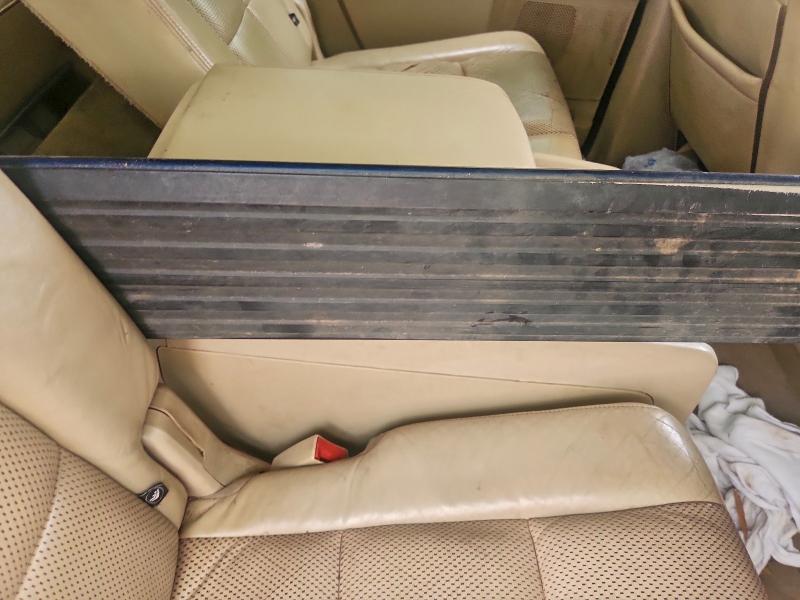 Photo 13 from auction – 2010 LINCOLN NAVIGATOR with VIN 5LMJJ3H56AEJ03455