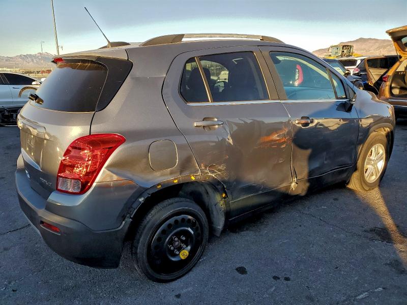 Photo 3 from auction – 2015 CHEVROLET TRAX 1LT with VIN KL7CJLSB4FB115723
