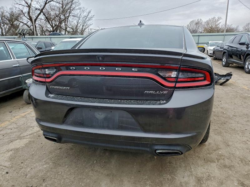Photo 6 from auction – 2016 DODGE CHARGER with VIN 2C3CDXHG4GH146598