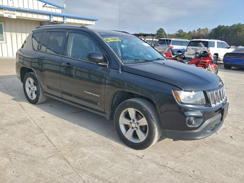 Photo 4 from auction – 2016 JEEP COMPASS LA with VIN 1C4NJDEB6GD762580