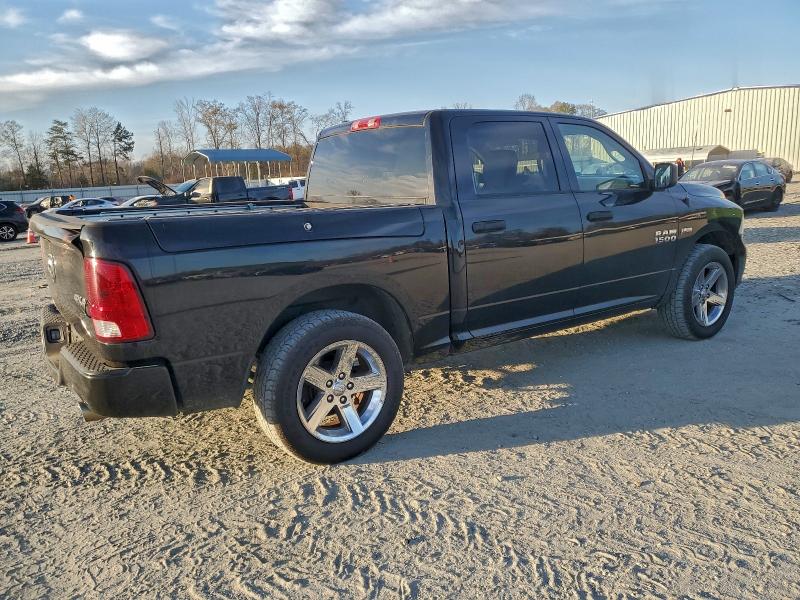 Photo 3 from auction – 2014 RAM 1500 ST with VIN 1C6RR7KT0ES178040