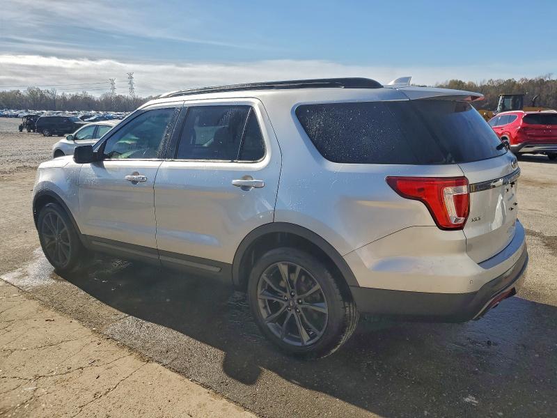 Photo 2 from auction – 2017 FORD EXPLORER X with VIN 1FM5K7D87HGD48868