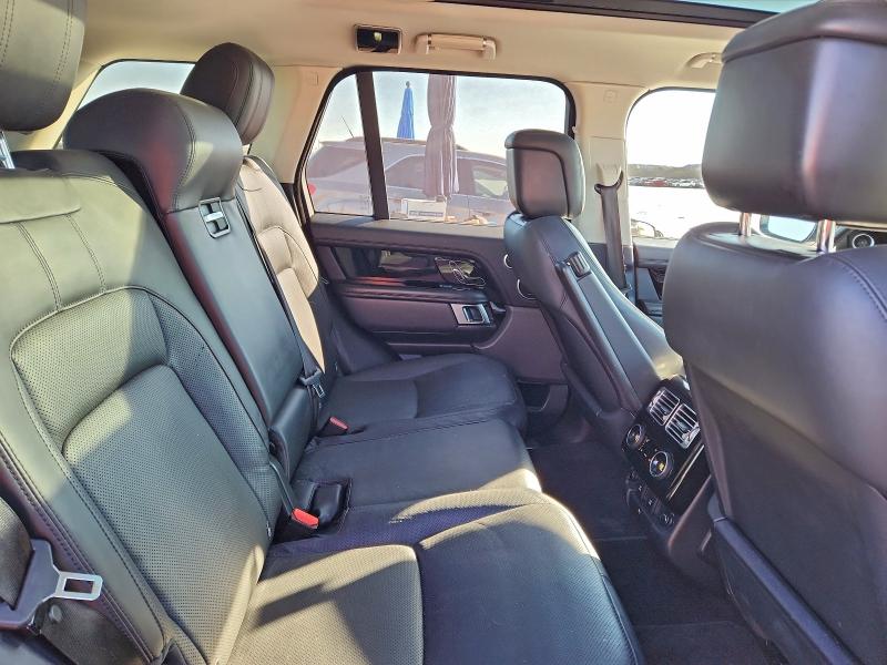 Photo 11 from auction – 2018 LAND ROVER RANGE ROVE with VIN SALGS2SV3JA395275