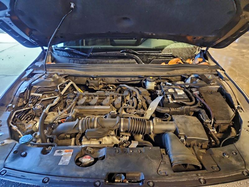 Photo 11 from auction – 2018 HONDA ACCORD with VIN 1HGCV1F95JA140603