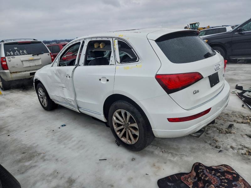 Photo 2 from auction – 2016 AUDI Q5 PREMIUM with VIN WA1C2AFP2GA016233