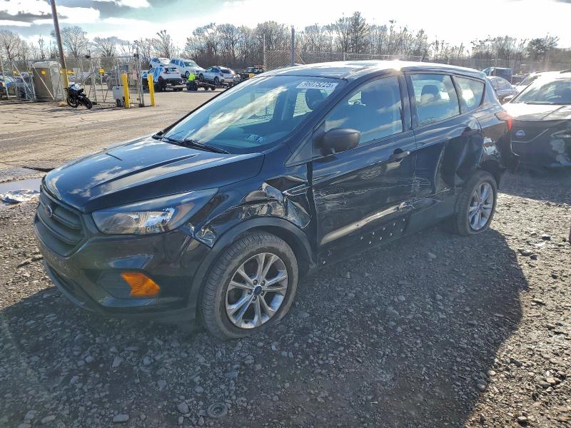 FORD ESCAPE 2019 with VIN 1FMCU0F77KUB19113 - Photo from auction