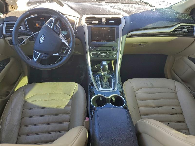 Photo 8 from auction – 2016 FORD FUSION SE with VIN 3FA6P0HD1GR363825