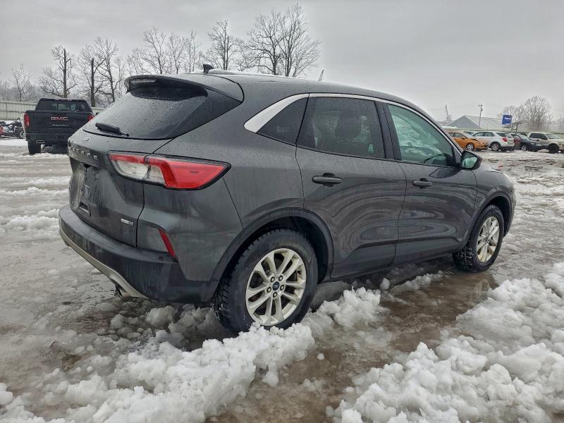 Photo 3 from auction – 2020 FORD ESCAPE SE with VIN 1FMCU9G63LUA65448