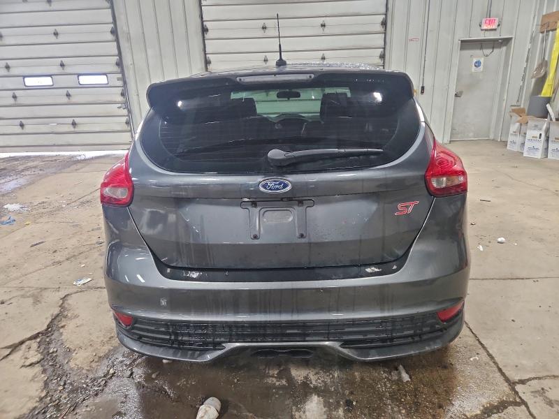 Photo 6 from auction – 2017 FORD FOCUS ST with VIN 1FADP3L9XHL275660