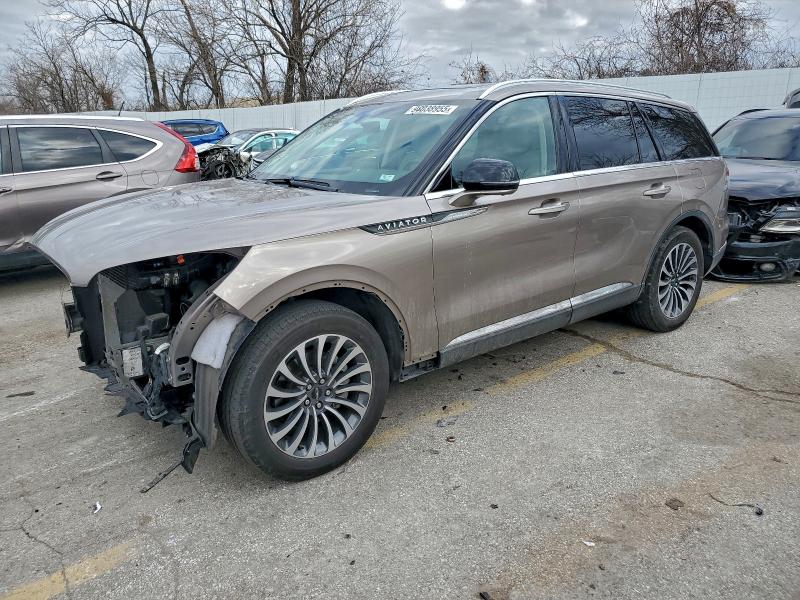 LINCOLN AVIATOR RE 2020 with VIN 5LM5J7XC7LGL09609 - Photo from auction