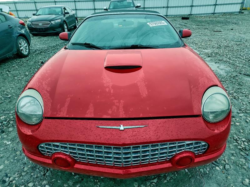 Photo 5 from auction – 2003 FORD THUNDERBIR with VIN 1FAHP60A23Y101823
