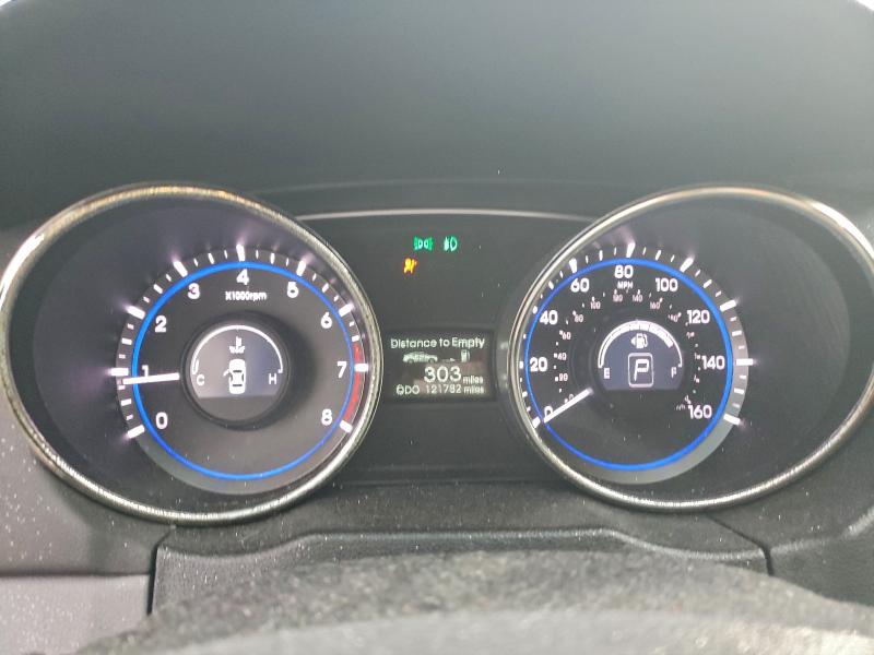 Photo 9 from auction – 2011 HYUNDAI SONATA SE with VIN 5NPEC4ACXBH176945