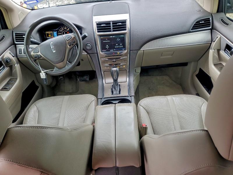 Photo 8 from auction – 2011 LINCOLN MKX with VIN 2LMDJ6JK8BBJ16047