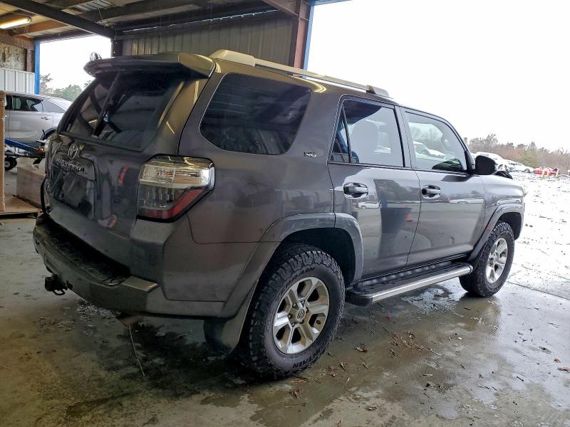 Photo 3 from auction – 2016 TOYOTA 4RUNNER SR with VIN JTEZU5JR1G5117181