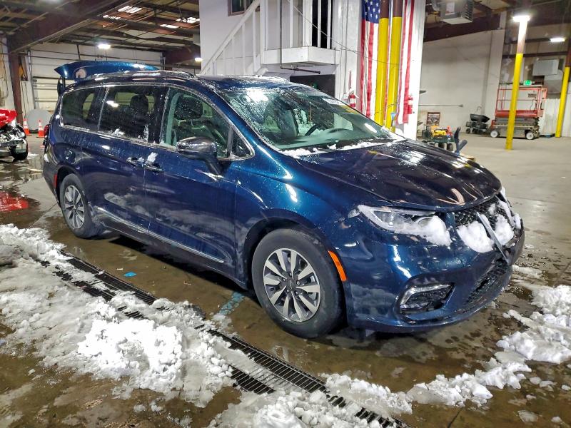 Photo 4 from auction – 2021 CHRYSLER PACIFICA H with VIN 2C4RC1S76MR557375