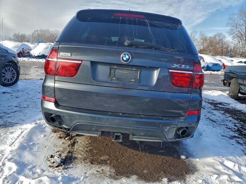Photo 6 from auction – 2012 BMW X5 XDRIVE3 with VIN 5UXZV4C59CL744768