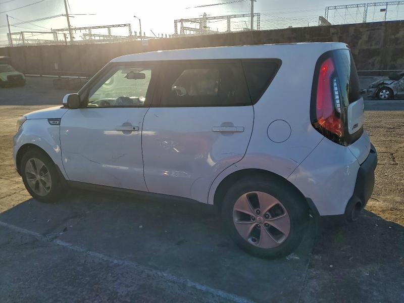 Photo 2 from auction – 2015 KIA SOUL with VIN KNDJN2A28F7121456