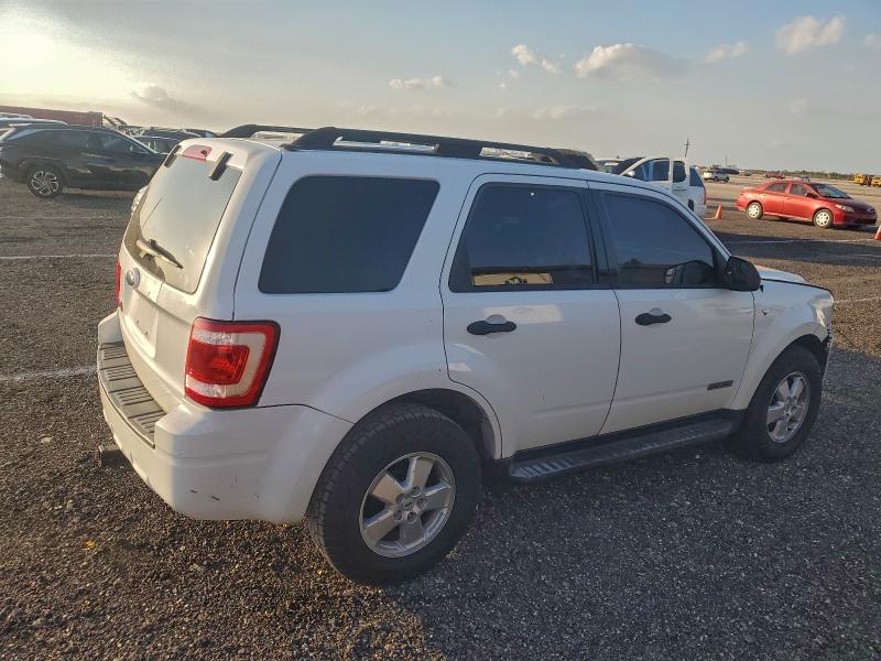 Photo 3 from auction – 2008 FORD ESCAPE XLT with VIN 1FMCU031X8KD67196