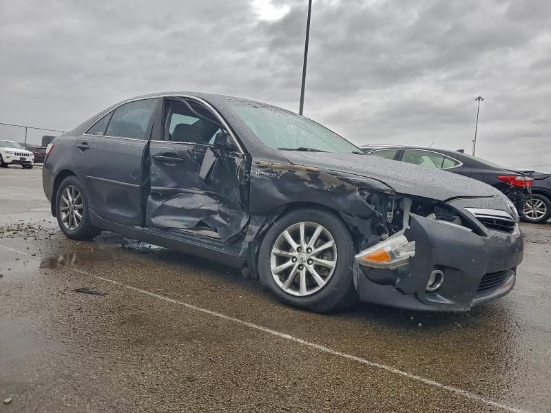 Photo 4 from auction – 2011 TOYOTA CAMRY HYBR with VIN 4T1BB3EK7BU137801