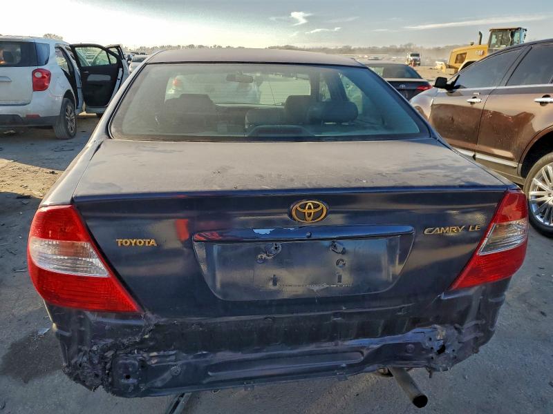 Photo 6 from auction – 2005 TOYOTA CAMRY LE with VIN 4T1BE32K15U064845