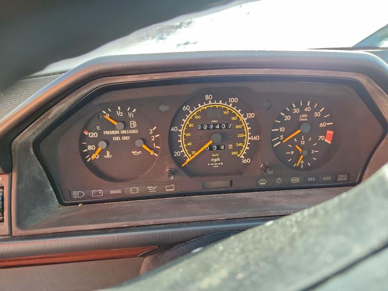 Photo 9 from auction – 1994 MERCEDES-BENZ E-CLASS with VIN WDBEA92E9RF291655