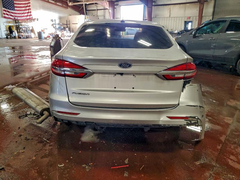 Photo 6 from auction – 2019 FORD FUSION S with VIN 3FA6P0G76KR275597