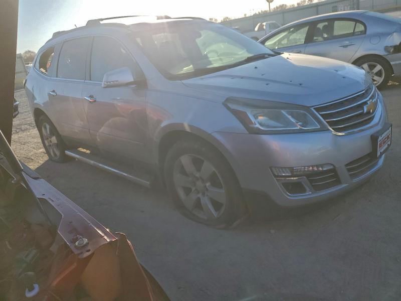 Снимка 4 от търг – 2015 CHEVROLET TRAVERSE L с VIN 1GNKVJKD0FJ190666