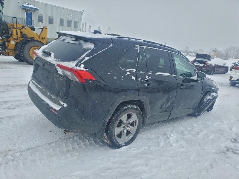 Photo 3 from auction – 2023 TOYOTA RAV4 with VIN 2T3R1RFV8PC360944