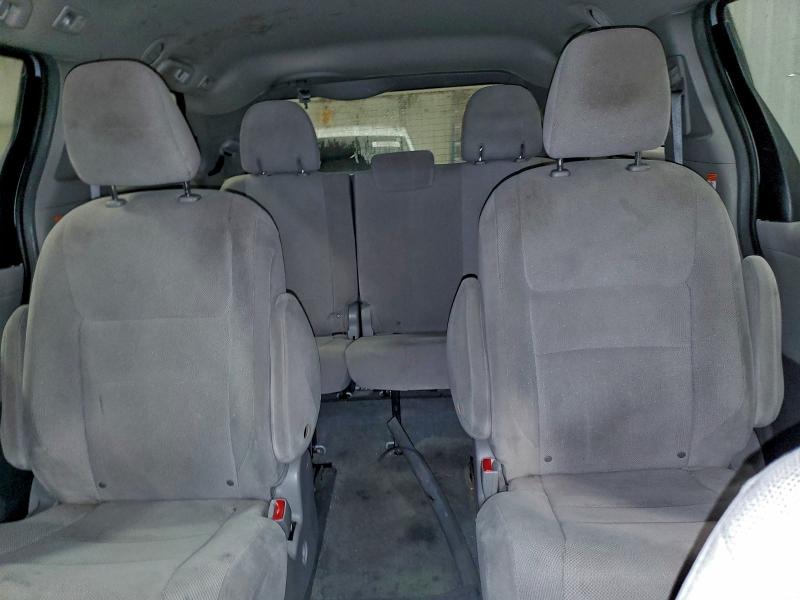 Photo 10 from auction – 2017 TOYOTA SIENNA with VIN 5TDZZ3DCXHS884458