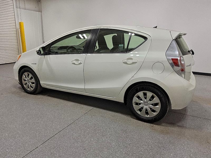 Photo 2 from auction – 2014 TOYOTA PRIUS C with VIN JTDKDTB36E1081724