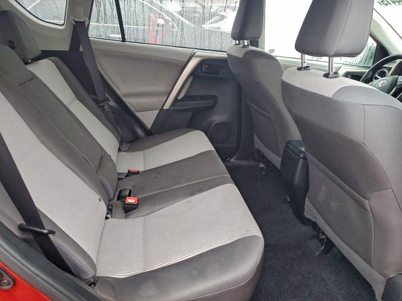 Photo 11 from auction – 2013 TOYOTA RAV4 LE with VIN 2T3BFREV8DW023494