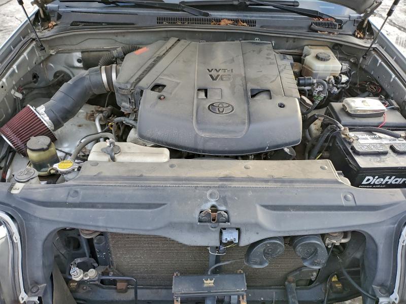 Photo 11 from auction – 2004 TOYOTA 4RUNNER SR with VIN JTEBU14R440028168