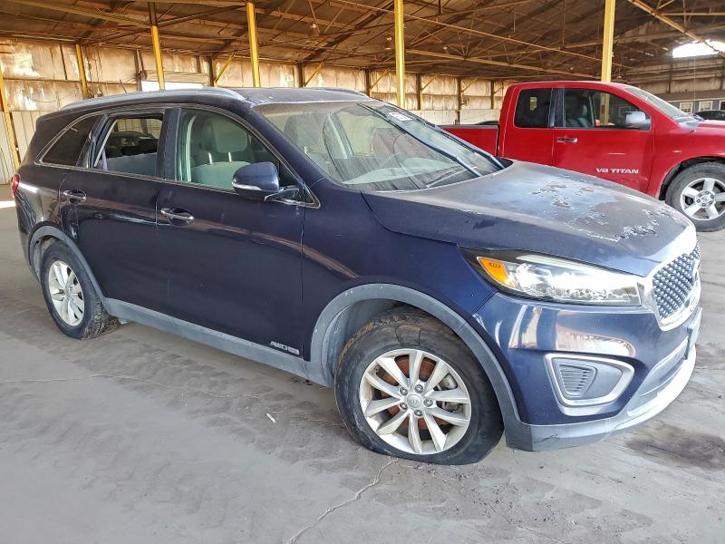 Photo 4 from auction – 2016 KIA SORENTO LX with VIN 5XYPGDA57GG095060
