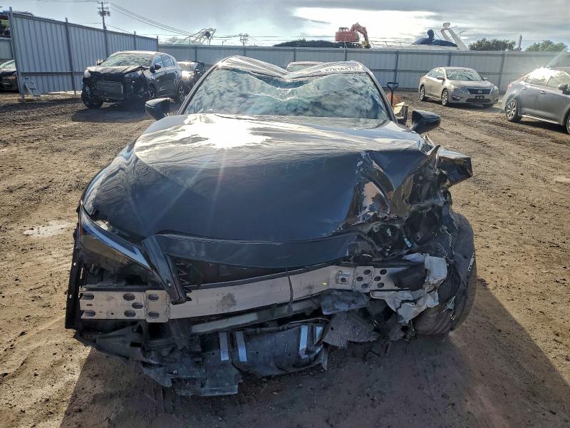 Photo 5 from auction – 2021 LEXUS IS 350 F S with VIN JTHGZ1B23M5039729