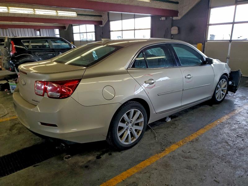 Photo 3 from auction – 2015 CHEVROLET MALIBU 2LT with VIN 1G11D5SL0FF291613