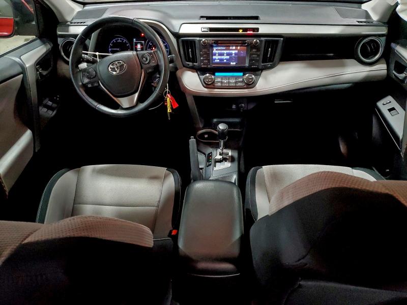 Photo 8 from auction – 2017 TOYOTA RAV4 XLE with VIN 2T3RFREVXHW573638