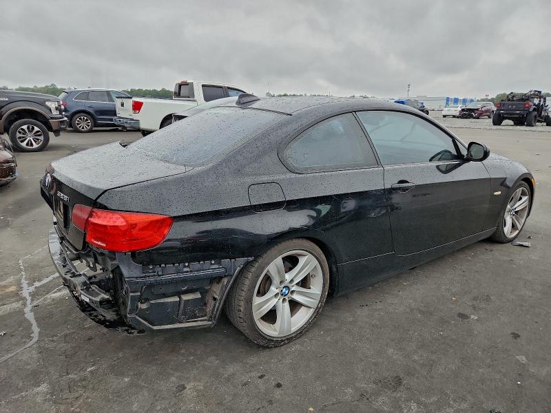 Photo 3 from auction – 2011 BMW 328 I with VIN WBAKE3C57BE557624