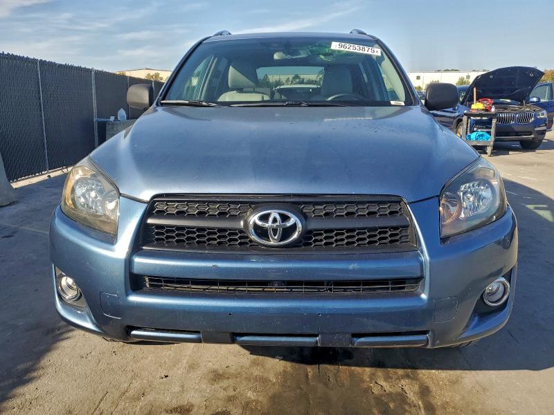 Photo 5 from auction – 2011 TOYOTA RAV4 with VIN JTMBF4DV1B5040761