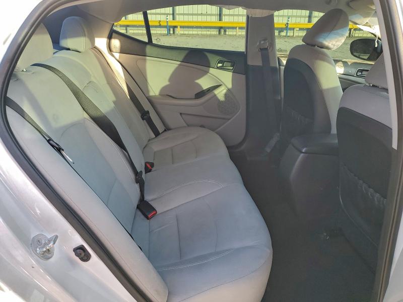 Photo 10 from auction – 2015 KIA OPTIMA LX with VIN 5XXGM4A77FG470314