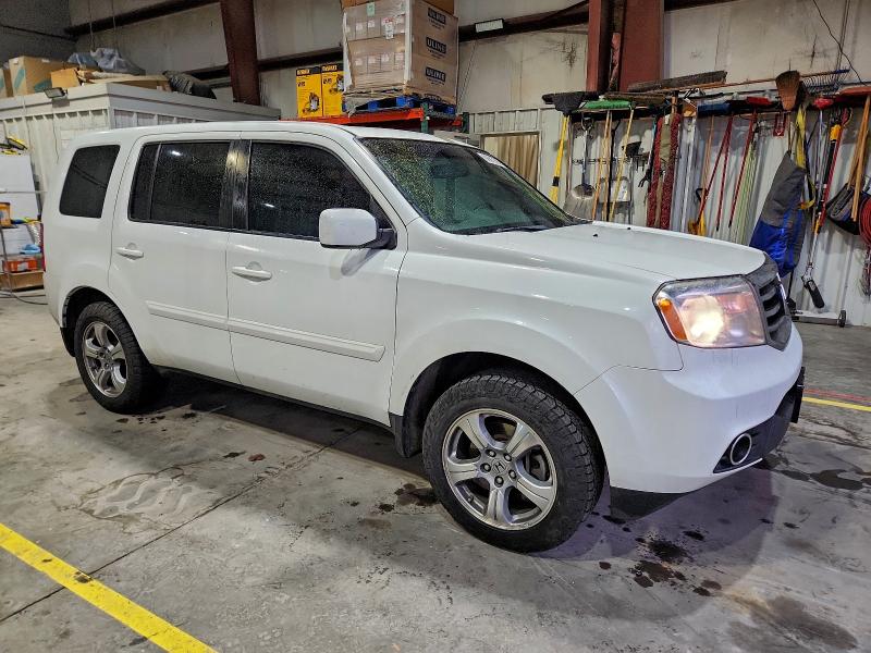 Foto 4 de la subasta – 2015 HONDA PILOT EXL con VIN 5FNYF4H50FB068852