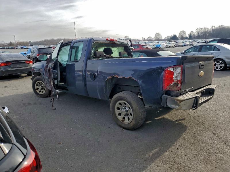 Photo 2 from auction – 2011 CHEVROLET SILVERADO with VIN 1GCRCPEX3BZ448731