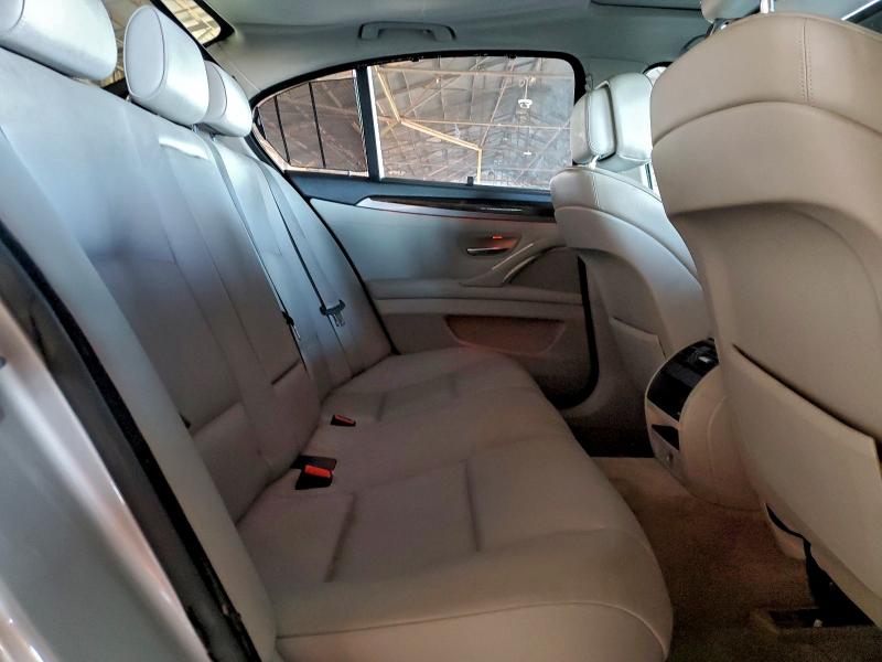 Photo 10 from auction – 2011 BMW 528 I with VIN WBAFR1C5XBC744541