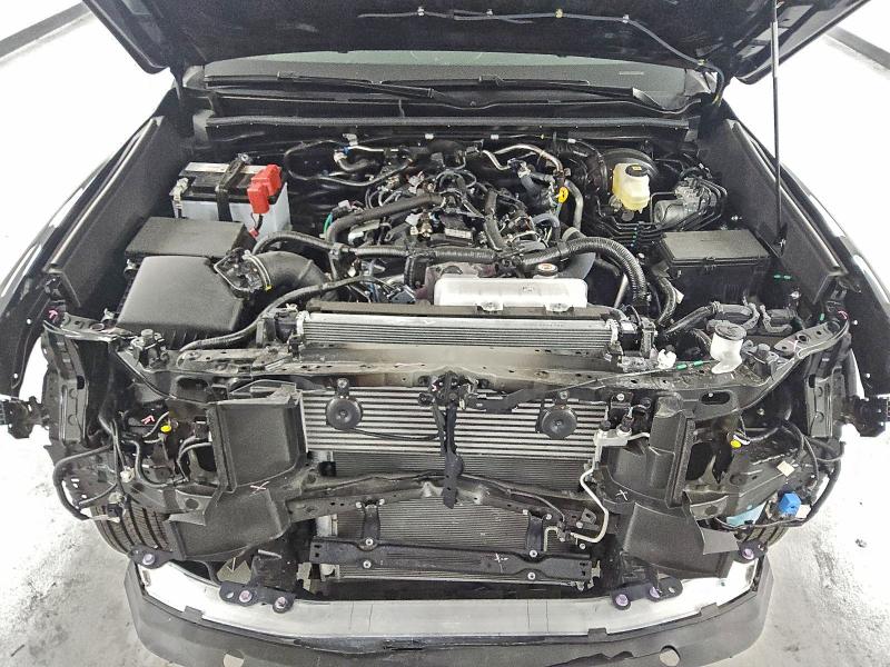 Photo 12 from auction – 2025 TOYOTA 4RUNNER SR with VIN JTEVA5AR7S5004433