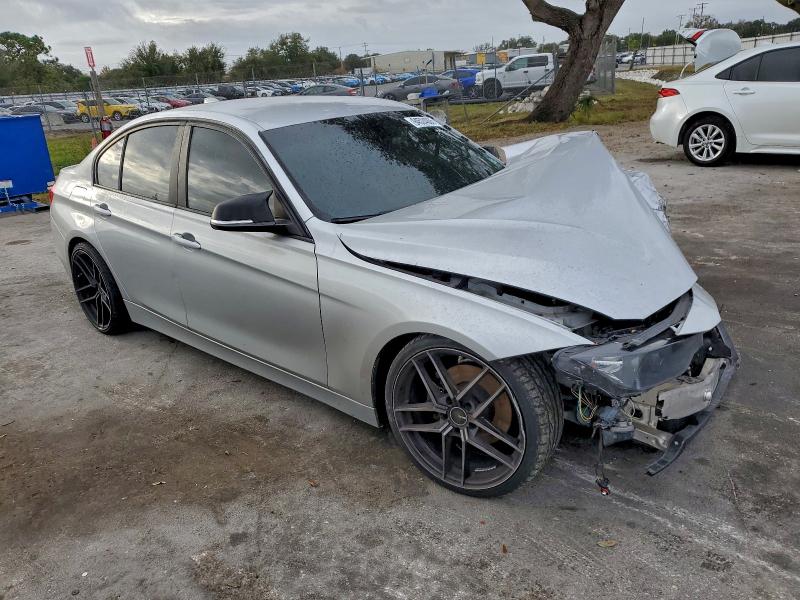Photo 4 from auction – 2015 BMW 320 with VIN WBA3B1C59FP831241