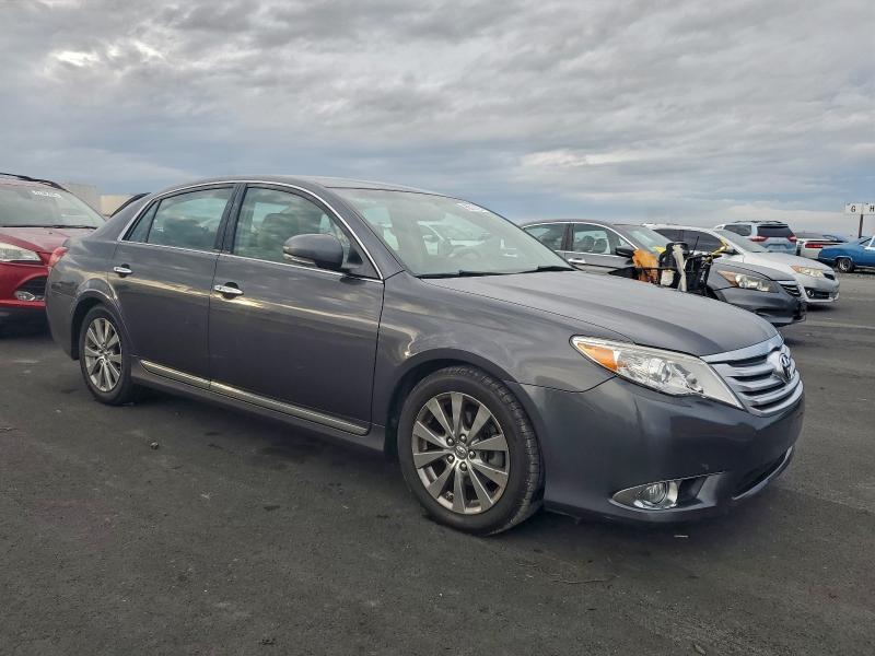 Foto 4 de la subasta – 2011 TOYOTA AVALON BAS con VIN 4T1BK3DB2BU373189