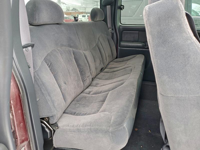 Photo 10 from auction – 2002 CHEVROLET SILVERADO with VIN 2GCEC19T421399499