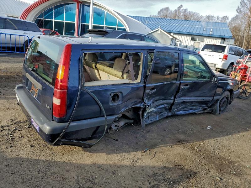 Photo 3 from auction – 1995 VOLVO 850 BASE with VIN YV1LW5509S2114405