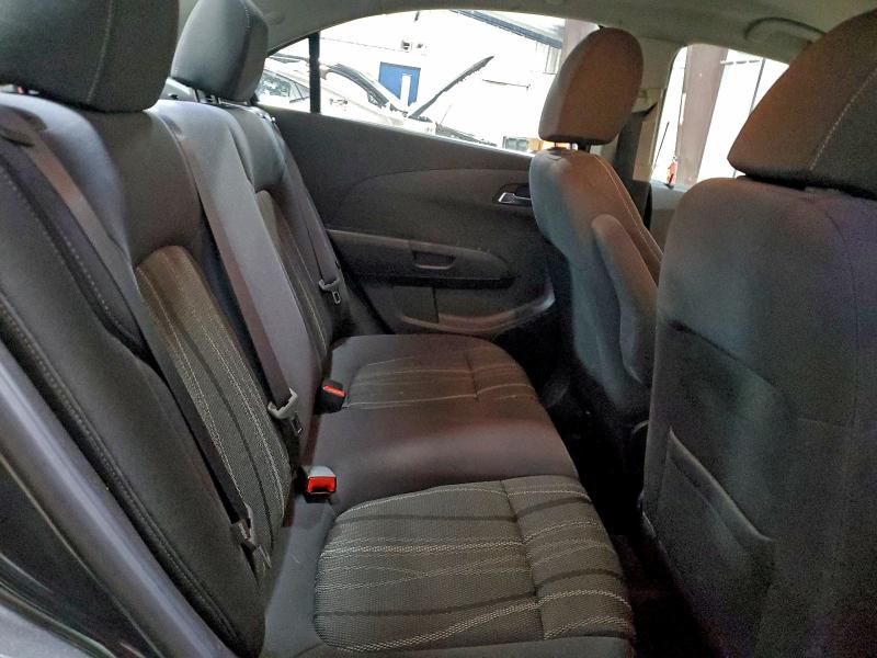 Photo 10 from auction – 2015 CHEVROLET SONIC LT with VIN 1G1JC5SG7F4213928