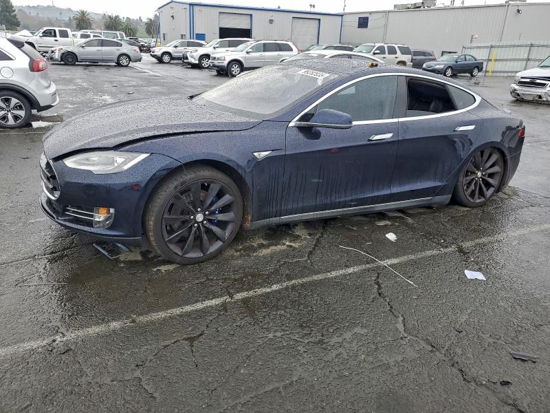 TESLA MODEL S 2013 with VIN 5YJSA1DP8DFP06949 - Photo from auction
